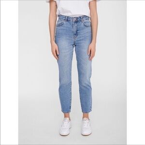 Noisy May High-Waisted Mom Jeans